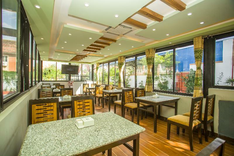 Oyo 150 Hotel Himalyan Height Kathmandu Exterior photo