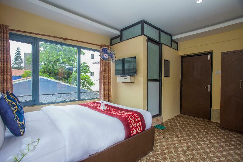 Oyo 150 Hotel Himalyan Height Kathmandu Exterior photo